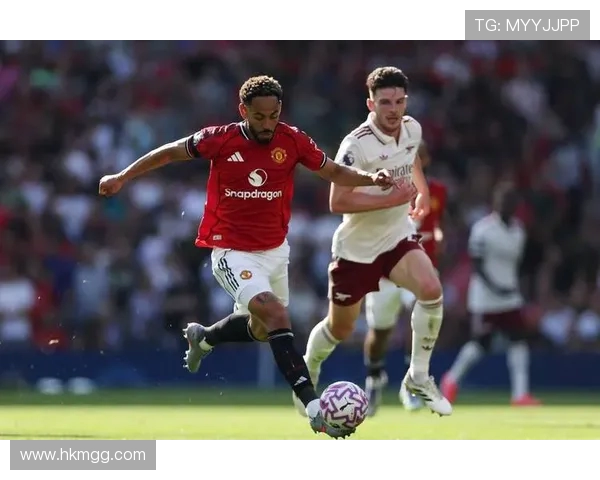 曼联低谷仍豪购!库尼亚领衔红魔 “转会魔法”